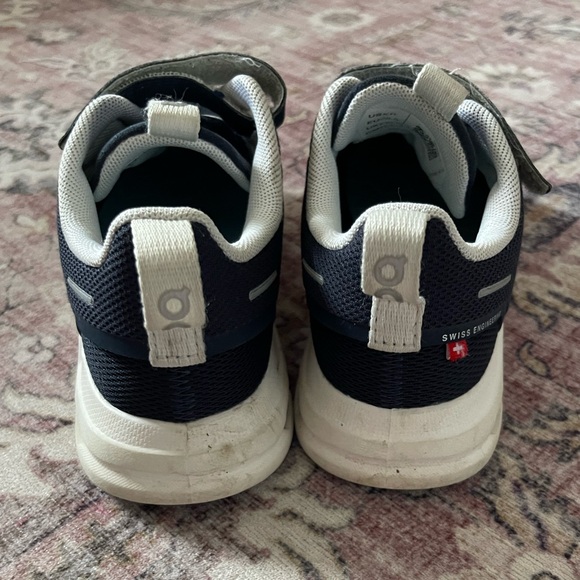 On Cloud Play Kids - Picture 5 of 6